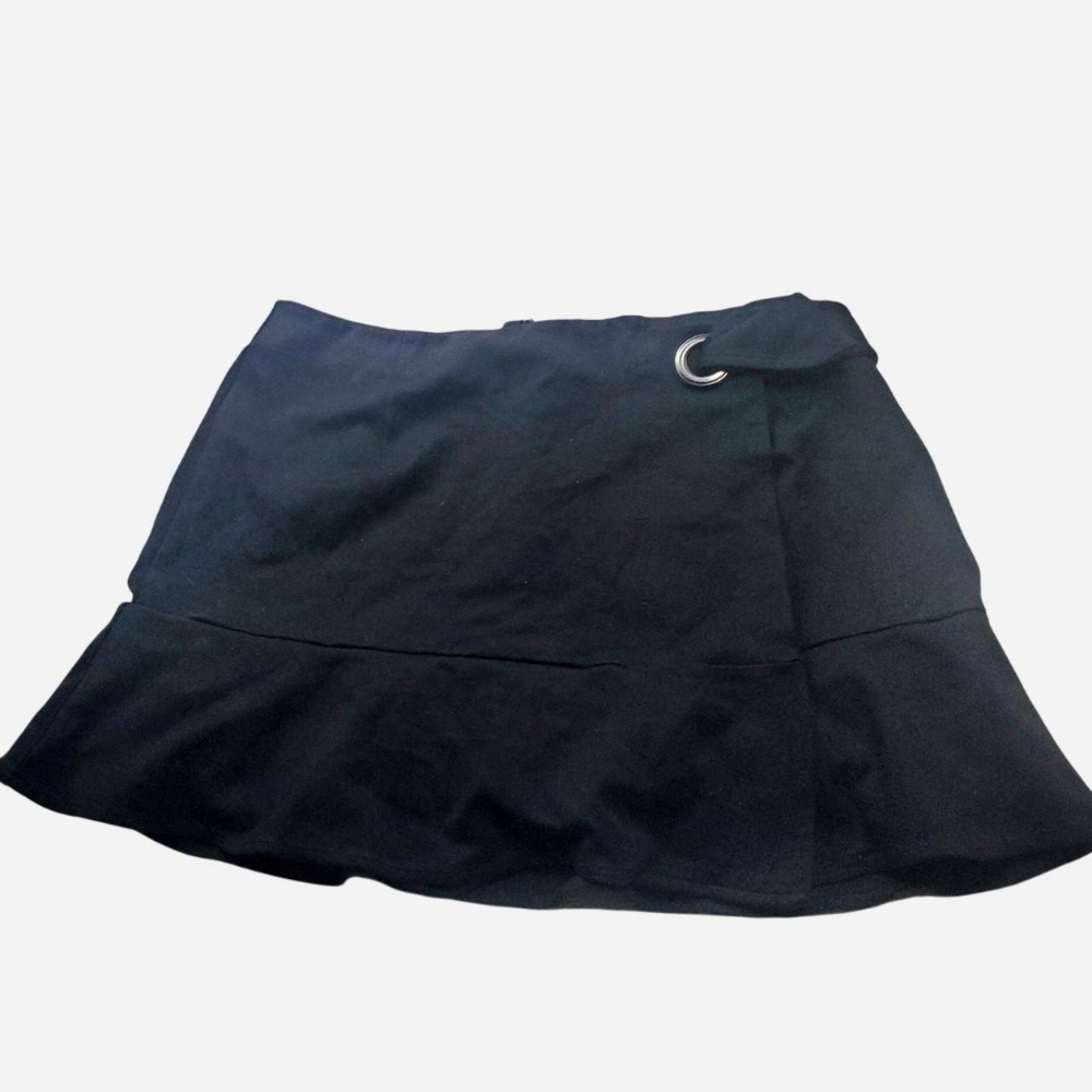 Vntg Y2k Free Press Mini Skirt Womens Medium Black With Silver Ring Accent Goth